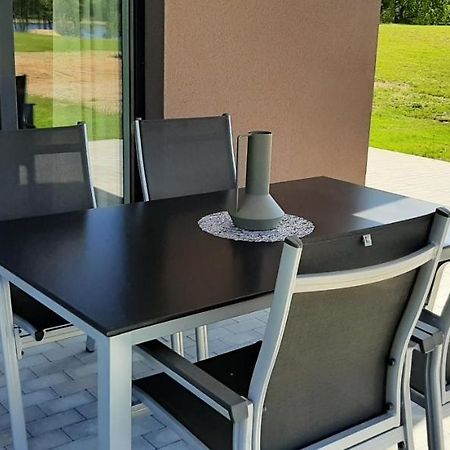 Vila Galadusis Prie Ezero Lazdijai Esterno foto